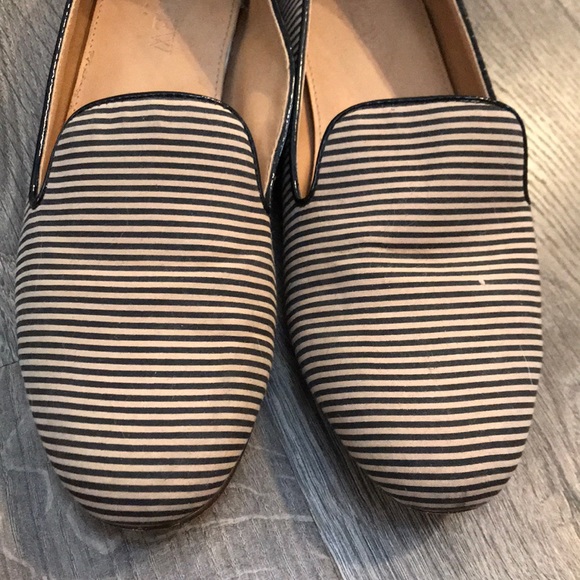 It is in very good condition use J.Crew loafer - Picture 2 of 7